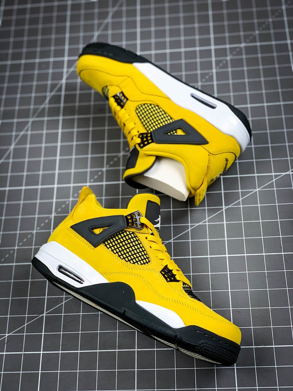 AIR JORDAN 4