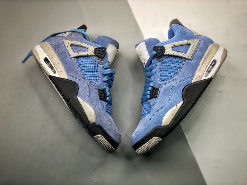 AIR JORDAN 4