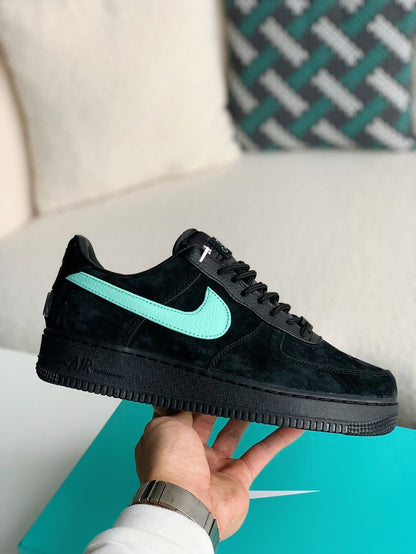 AIR FORCE 1 X TIFFANY