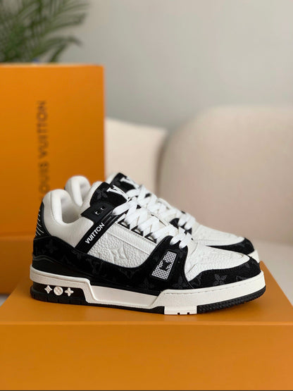 LOUIS VUITTON TRAINER SNEAKERS