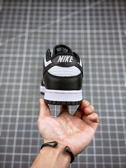 NIKE DUNK