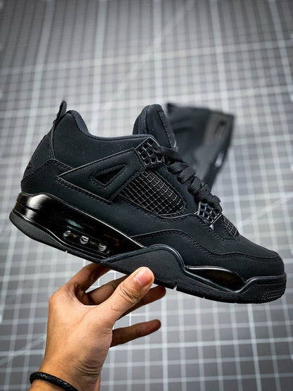 AIR JORDAN 4